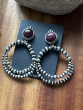 Load image into Gallery viewer, Navajo Sterling Silver Purple Spiny Oyster Pearl Double Loop Earrings Etta E