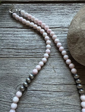 Load image into Gallery viewer, Sterling Silver 6mm Pink Conch Round Bead W Pearls Necklace. 18 inch