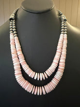 Load image into Gallery viewer, Sterling silver pink conch multi strand necklace 24 in