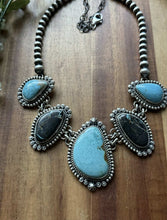 Load image into Gallery viewer, Navajo Sterling Silver Black Jack Kingman Turquoise Lariat Pearls Chain Necklace