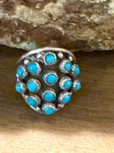 Load image into Gallery viewer, Navajo sterling silver turquoise cluster ring size 9
