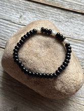 Load image into Gallery viewer, Black Onyx Freshwater Pearl 6.5 Inch Stretch Elastic Stretchy Bead Bracelet Gift