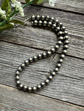 Load image into Gallery viewer, 10mm 22 Inch Striped Sterling Silver Oxidized Pearls Bead Necklace Southwestern