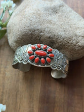 Load image into Gallery viewer, Navajo Native Sterling Silver Red Coral Cluster Cuff Bracelet Rew Dineh