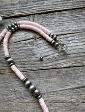 Load image into Gallery viewer, Southwestern Sterling Silver Pink Conch Bead Necklace. 22 Inch