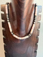 Load image into Gallery viewer, Sterling silver pink conch bead necklace 18inch