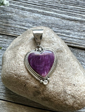 Load image into Gallery viewer, Native American Sterling Silver Purple Spiny Oyster Heart Pendant C Charley