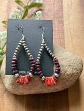 Load image into Gallery viewer, Sterling Silver Purple Red Spiny Oyster Pearls Bead Loop Hoop Earrings. 3 Inch