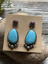 Load image into Gallery viewer, Navajo Sterling Silver Turquoise Purple Spiny Oyster Earrings LY