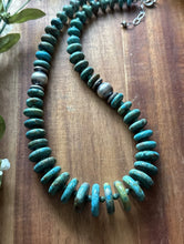 Load image into Gallery viewer, Sterling Silver Graduated Green Turquoise Rondelle Bead Necklace. 18 inch