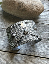 Load image into Gallery viewer, Sunshine Reeves 925 Sterling Silver Thunderbird Cuff Bracelet. Navajo