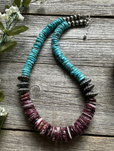 Load image into Gallery viewer, Sterling Silver Purple Spiny Oyster W Turquoise Bead Necklace. 18 inch
