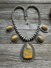 Load image into Gallery viewer, Sunshine Reeves 925 Sterling Silver Bumblebee Jasper Pearls Necklace Navajo