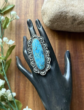 Load image into Gallery viewer, Native American Sterling Silver Kingman Turquoise Ring. Size 8. Leroy James