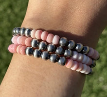 Load image into Gallery viewer, Sterling Silver Pink Conch Pearls Wrap Spiral Bead Bracelet