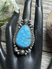 Load image into Gallery viewer, Native American Sterling Silver Kingman Turquoise Ring Size 7.5 A Jake