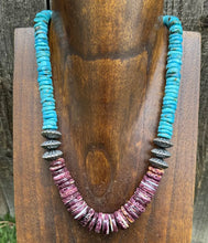 Load image into Gallery viewer, Sterling Silver Purple Spiny Oyster W Turquoise Bead Necklace. 18 inch