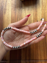 Load image into Gallery viewer, Sterling silver pink conch bead necklace 18 inch