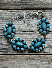 Load image into Gallery viewer, Navajo Native Sterling Silver Turquoise Cluster Chain Bracelet La Rose