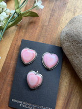 Load image into Gallery viewer, Navajo 925 Sterling Silver Pink Conch Earrings Pendant Set Signed Southwestern