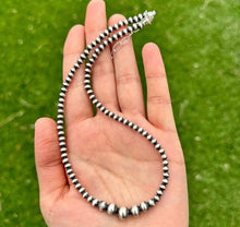 Load image into Gallery viewer, 4mm - 8mm Single Graduated Sterling Silver Oxidized Pearls Bead Necklace 22 Inch