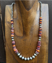 Load image into Gallery viewer, Sterling Silver Graduated Purple Spiny Oyster Pearls Bead Necklace 22 Inch