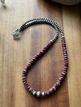 Load image into Gallery viewer, Sterling Silver Purple Spiny Oyster W Multi Bead Pearls Necklace. 18 Inch. Gift