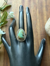 Load image into Gallery viewer, Vintage Old Pawn Navajo Sterling Silver Green Turquoise Ring Size 7
