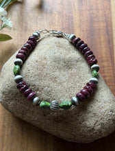 Load image into Gallery viewer, Purple Spiny Oyster Sonoran Gold Turquoise Sterling Silver Pearls Bead Bracelet