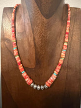 Load image into Gallery viewer, Sterling silver graduated spiny oyster necklace 18 inch