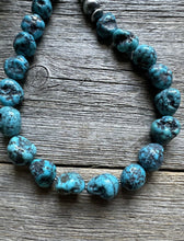 Load image into Gallery viewer, Sterling Silver Blue Kingman Turquoise Nuggets W Pearls Bead Necklace. 18 inch