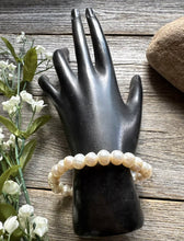 Load image into Gallery viewer, Freshwater Pearl 7 Inch Stretch Bead Bracelet Gift Southwestern
