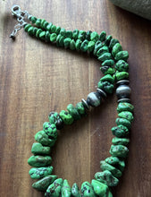 Load image into Gallery viewer, Sterling Silver Green Turquoise Nuggets W Pearls Bead Necklace. 18 Inch
