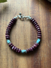 Load image into Gallery viewer, Purple Spiny Oyster Turquoise 7 Inch Sterling Silver Pearls Bead Bracelet