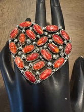 Load image into Gallery viewer, Navajo sterling silver adjustable red spiny oyster heart ring