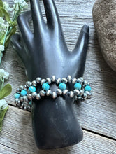 Load image into Gallery viewer, Floral Sterling Silver Blue Turquoise Pearls Bead Bracelet. 7 Inch