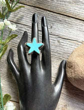 Load image into Gallery viewer, Sunshine Reeves 925 Sterling Silver Turquoise Star Stamped Ring. Navajo. Size 12