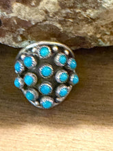 Load image into Gallery viewer, Navajo sterling silver turquoise cluster ring size 9