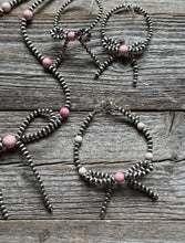 Load image into Gallery viewer, Bow Sterling Silver Pink Conch 4mm Pearls Bead Necklace Earrings Bracelet Set