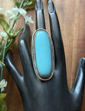 Load image into Gallery viewer, Vintage Old Pawn Navajo Sterling Silver Blue Turquoise Ring Size 7.5 Signed