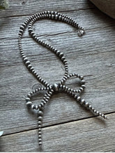 Load image into Gallery viewer, Bow Sterling Silver Multi Graduated Pearls Bead Necklace. 18 Inch. Gift