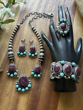 Load image into Gallery viewer, Navajo Sterling Silver Purple Spiny Oyster Turquoise Necklace Cuff Set