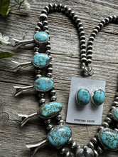 Load image into Gallery viewer, Navajo Sterling Silver White Water Turquoise Squash Blossom Pearls Necklace G