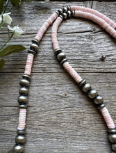Load image into Gallery viewer, Southwestern Sterling Silver Pink Conch Bead Necklace. 22 Inch