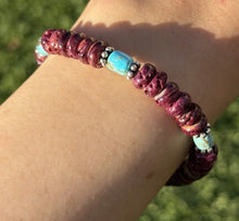 Load image into Gallery viewer, Purple Spiny Oyster Turquoise 7 Inch Sterling Silver Pearls Bead Bracelet