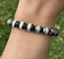 Load image into Gallery viewer, 10mm 7 Inch Stretch Sterling Silver Oxidized Pearls Bead Bracelet Southwestern