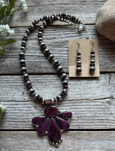 Load image into Gallery viewer, Navajo Sterling Silver Purple Spiny Oyster Pendant Necklace Earrings Set