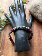 Load image into Gallery viewer, Purple Spiny Oyster Sonoran Gold Turquoise Sterling Silver Pearls Bead Bracelet