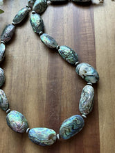 Load image into Gallery viewer, Sterling Silver Black Abalone Shell Flat Saucer Bead Necklace. 24 inch