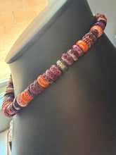 Load image into Gallery viewer, graduated purple/orange spiny oyster bead necklace